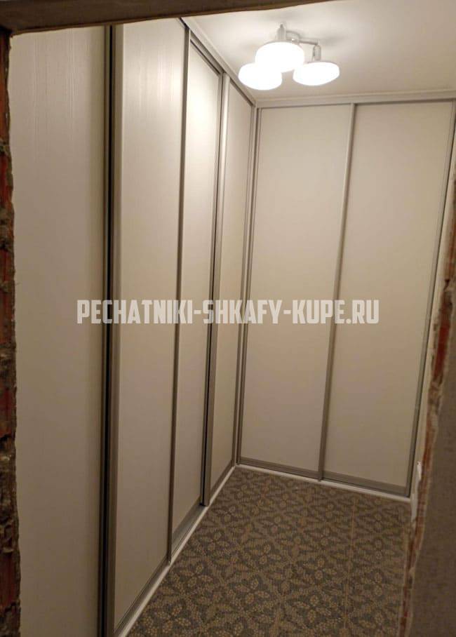 Шкафы угловые Печатники